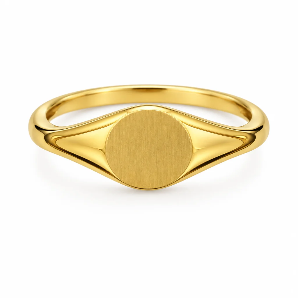 18K gold oval signet ring, top view showing the lozenge head