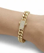 18K gold Mazimo collection diamond Cuban link bracelet with pavé diamond clasp and diamond-accented links, 23.10 grams
